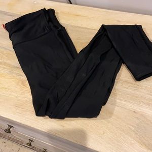 SPANX FAUX LEATHER LEGGING